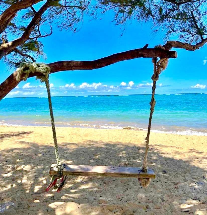 Breezy Beachfront Bali-Style Haven 180 Degree Oceanview Hau'ula 外观 照片