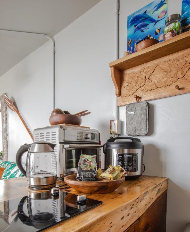 Breezy Beachfront Bali-Style Haven 180 Degree Oceanview Hau'ula 外观 照片