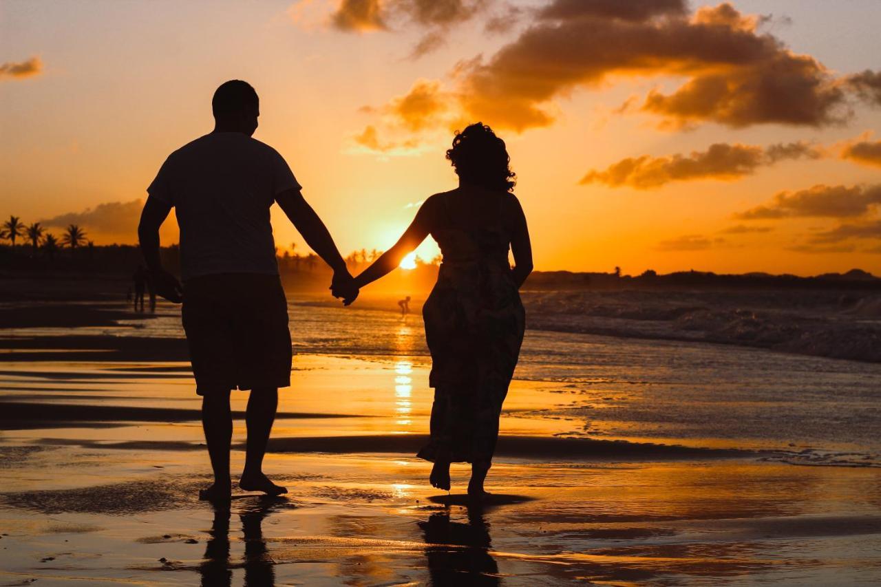Breezy Beachfront Bali-Style Haven 180 Degree Oceanview Hau'ula 外观 照片