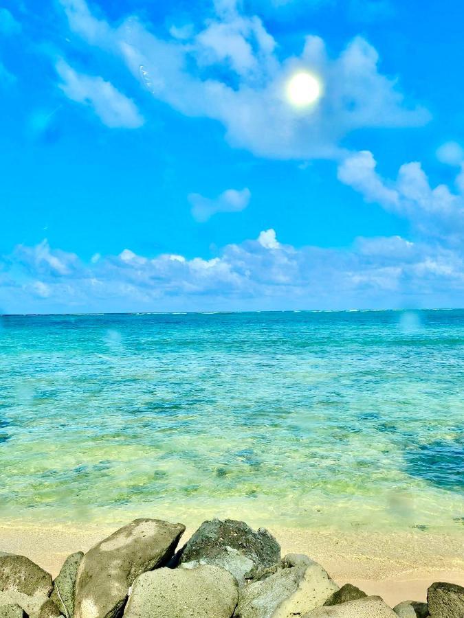 Breezy Beachfront Bali-Style Haven 180 Degree Oceanview Hau'ula 外观 照片