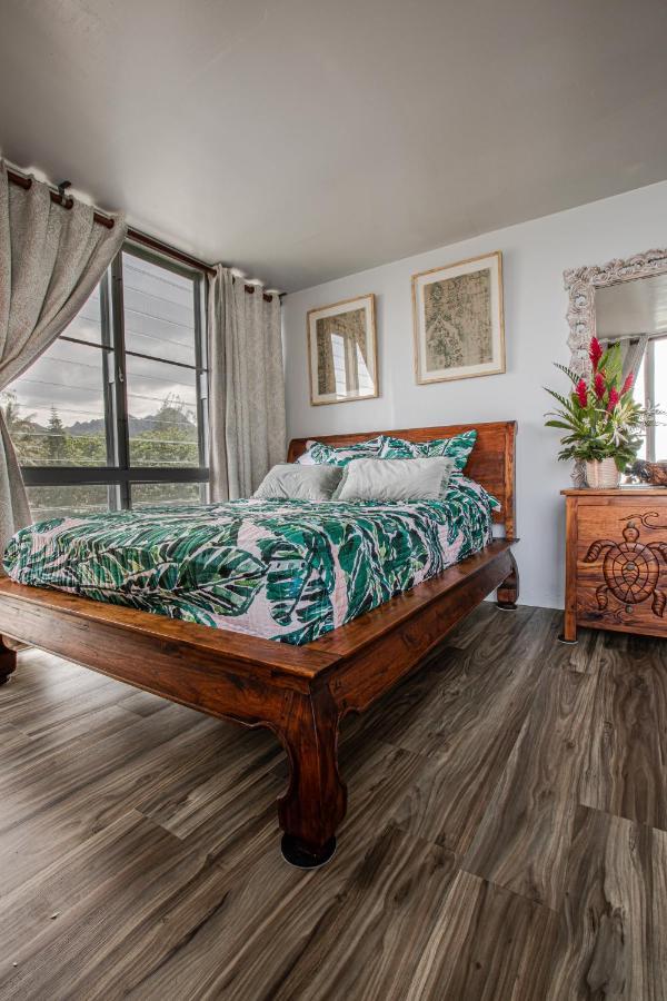 Breezy Beachfront Bali-Style Haven 180 Degree Oceanview Hau'ula 外观 照片